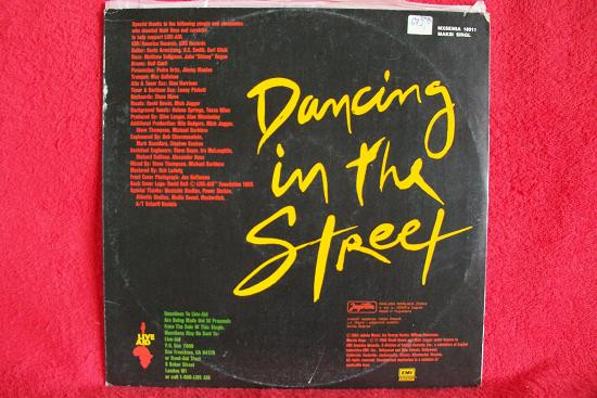 David Bowie and Mick Jagger - Dancing In The Street (12