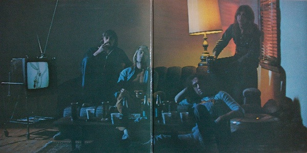 Bad Company (3) - Run With The Pack (LP, Album)