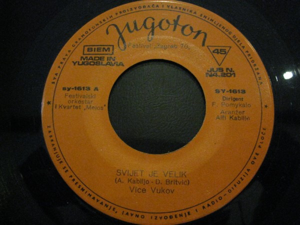 Vice Vukov - Svijet Je Velik / Zaželi Sve Na Svijetu (7
