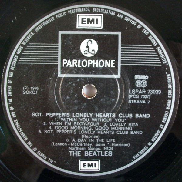 The Beatles - Sgt. Pepper's Lonely Hearts Club Band (LP, Album, RE)